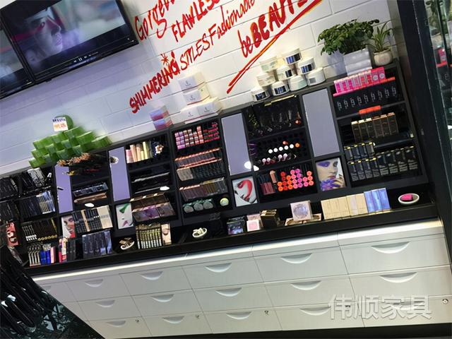 长沙饰品展柜定做(定制展柜怎么布置好看？参考这些要点，实用又美观)