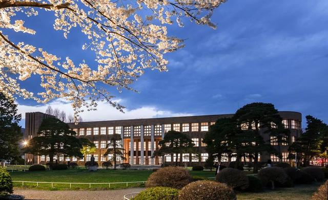 日本排名前十的大学(最新日本大学排名出炉，第一名不是东京大学（附榜单）)
