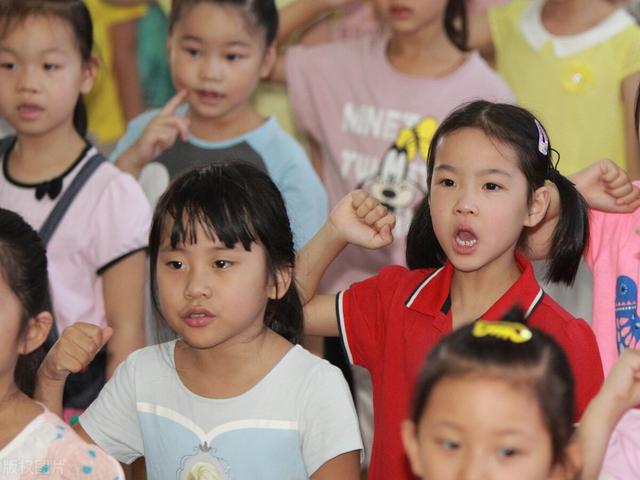 小孩不上学了.学点啥技术好(补课班都停了，孩子空余了大量的时间，应该怎么学习呢？)