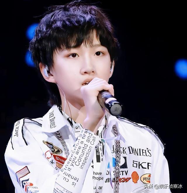 如何开通微博账号新浪微博(TF家族四代开通个人微博！粉丝批评：双标不公平，三代出道没？)
