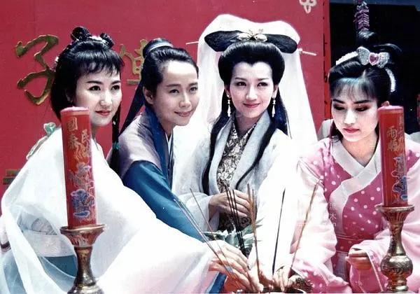 之上便利店加盟多少钱(2021年国产剧十宗最，《对手》最抢风头，《理想之城》最令人意外)