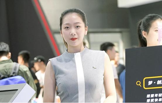 10万免息贷款买车(4s店为什么喜欢劝人贷款，还打出0利率的旗号，有什么“猫腻”？)