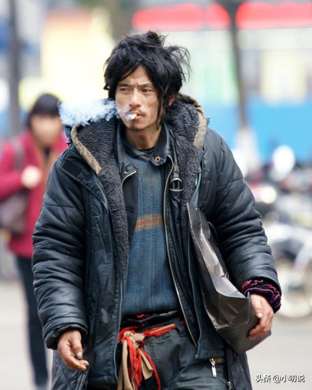 犀利哥是哪的人(12年前，火爆全网的流浪汉犀利哥，如今他怎么又再次消失了？)