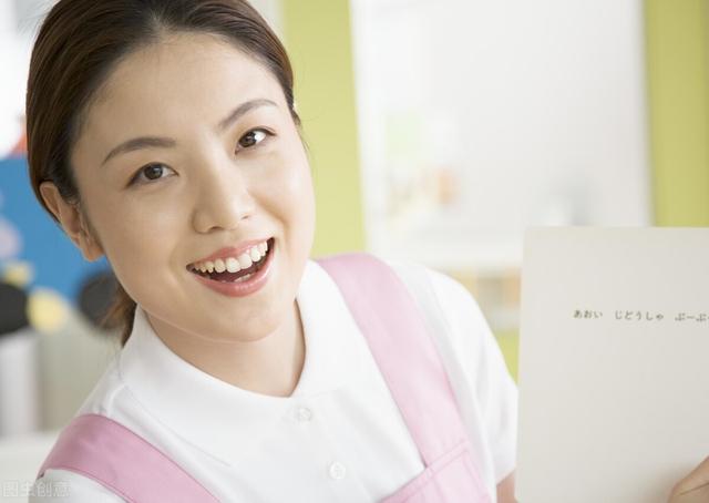 适合40岁女人的小生意 做什么(40岁保姆阿香，月薪9000元之打工经历（1）初学保姆)