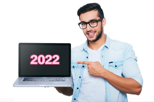 电脑推荐笔记本性价比高2022(2022年八大高性价比笔记本推荐，新年给自己送个礼物吧)