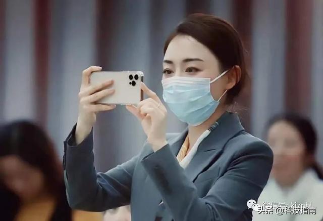 苹果双卡双待手机有哪几款(买iPhone有一点要了解：物理实体SIM卡双卡双待苹果手机汇总)