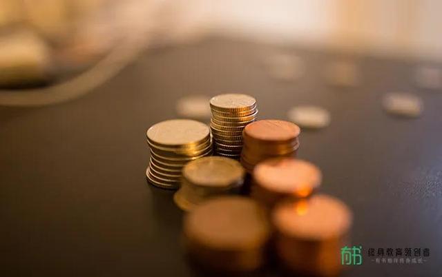 基金赎回时间技巧表(投资者容易容易赎回基金的时间段，以及该应对的方法)