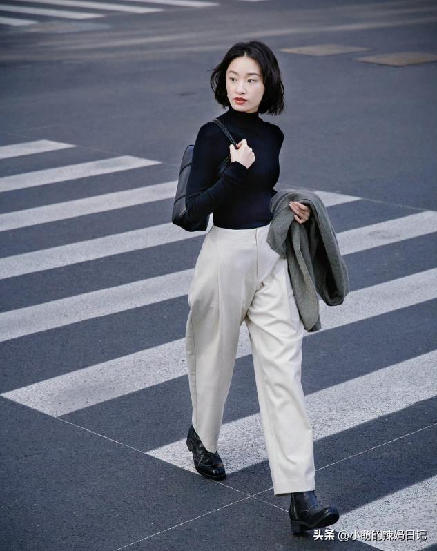 高帮鞋怎么搭配衣服(马丁靴过时了！今年“布洛克靴”火了，配大衣显瘦显高还时髦)