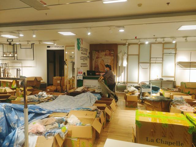 东购商场电话(新业态牵手老百货！3月21日石家庄银座东购闭店升级调整，四季度将盛装迎来“京东超体”)