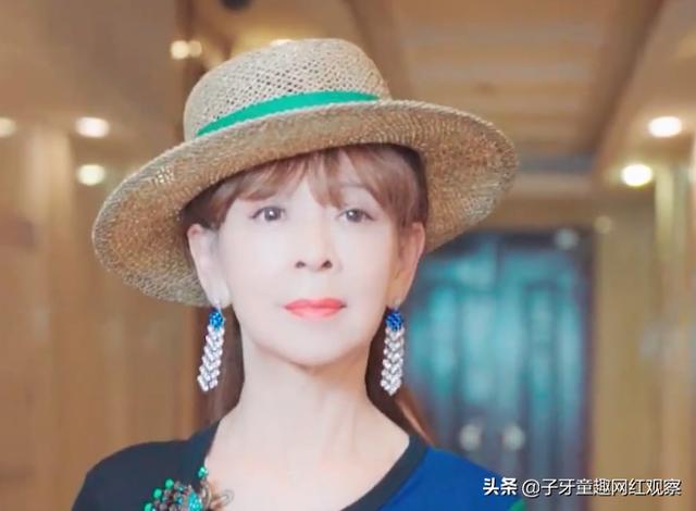 八十多岁网红(汪奶奶：80岁的”小姐姐“坐拥千万粉丝，女人精致不需要年龄)
