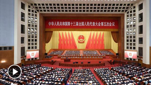 如今什么行业发展前景好(“两会”给你指方向：哪些行业最有前途，哪些专业最好就业)