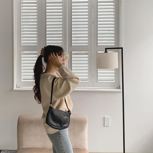 身高衣长对照表女生(比例越穿越糟？不同身高的「单品长度＋款式推荐」对照表)