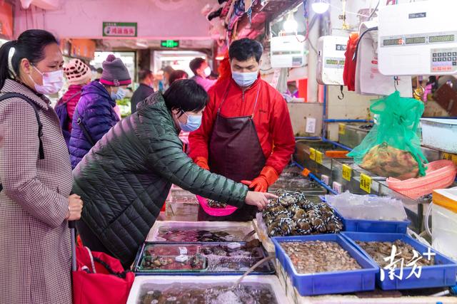 唯品会购物券免费领取(广州发放2000万新春消费券，过年买买买)