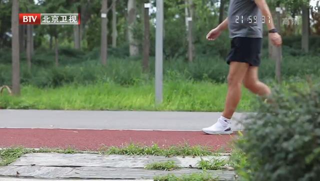 人一天走多少步最好(走路，到底走多少步最健康？这个分析很透彻……)