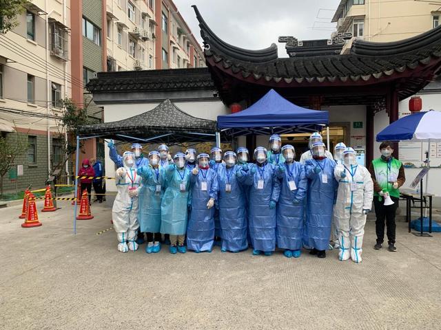 如何查找微信群成立时间(奋进新征程 建功新时代·伟大变革丨上海：全过程人民民主深入城市肌理)