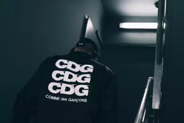 coach女装尺码对照表(求精不用多！教练夹克告诉你春季一件刚刚好)