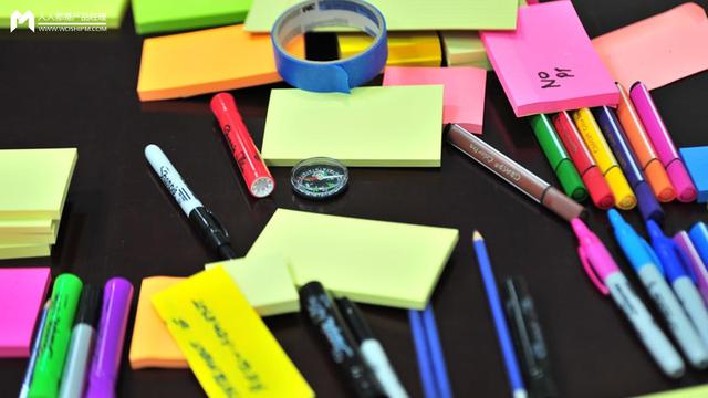 顺丰速运月结服务登陆(以顺丰不同类型产品为例，简析针对企业和个人用户的设计需求差异)