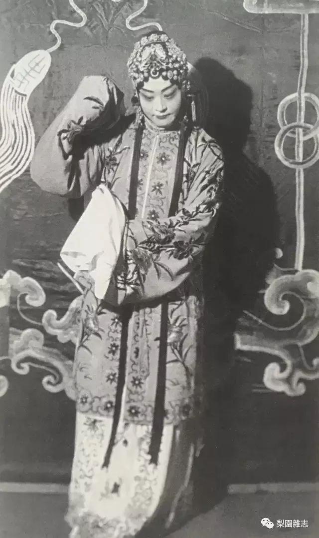 程砚秋京剧锁麟囊(程砚秋《锁麟囊》台上之趣)