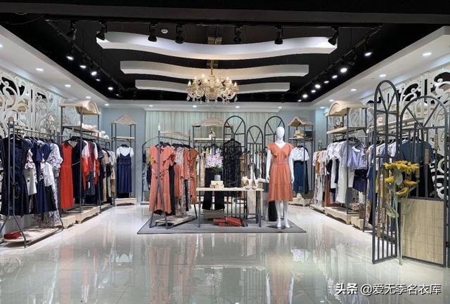 服装货源(衣服货源有哪几种？找货时都有哪些隐形规则)