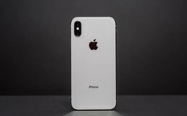 iphonex好用吗知乎(手机划时代的经典，苹果X实际性能测试，惊艳了所有的人)
