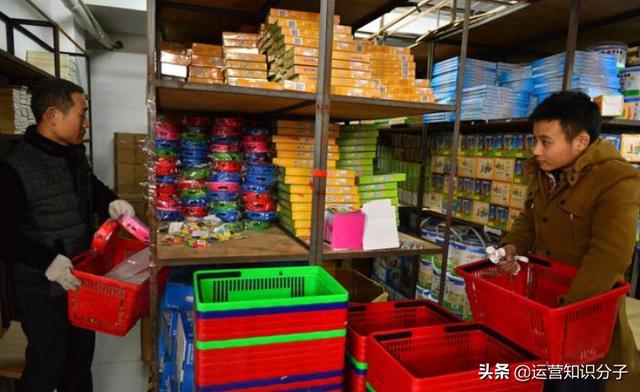 售假扣4分店铺就废了(8年皇冠店铺面临倒闭，只因两次售假扣分，30万的货砸在手里)