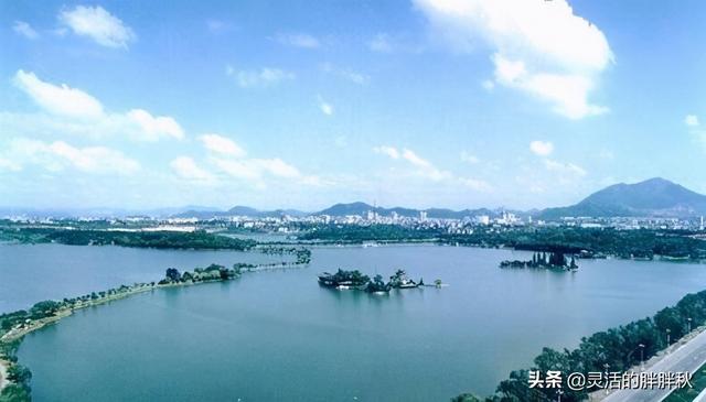 对公账户对私跨行转账需要多长时间(注意了，现在大额公转私可以立即提现，政府支持哦)