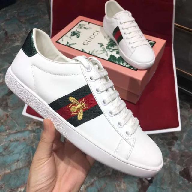 gucci小白鞋专柜多少钱(小米有品“gucci”开箱！119元的鞋子表现力如何？)