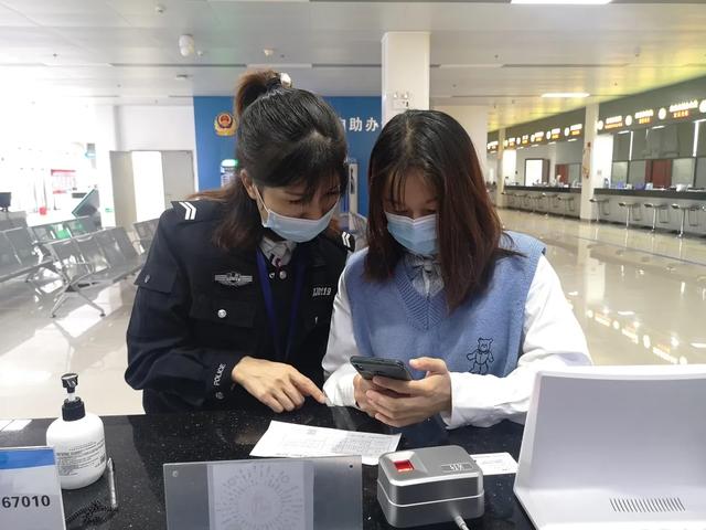 赣州开店要去哪办健康证(身份证服务再升级！今日起，赣州市蓉江新区办身份证可以免费邮寄到家！)