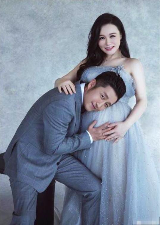 冉莹颖微博工作室(央视主持冉莹颖疑自曝已生三胎，拳王有女儿了？)