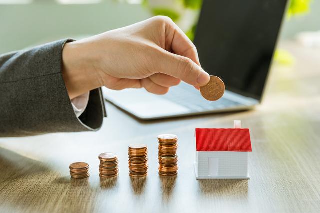 怎样提升微信零钱额度每天10万(10万元存款怎么存更划算？四大存钱方法让你一年多攒10万)