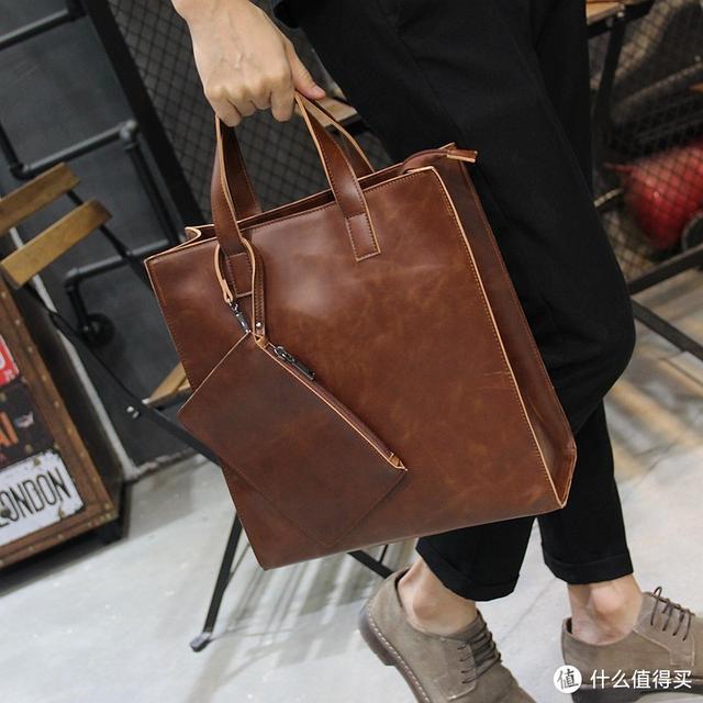 意大利小众品牌包包(这款都市托特包，解决直男四季出门的需求)