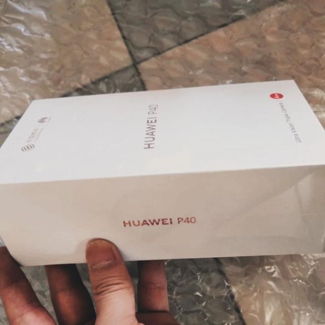 p10plus换电池视频(从华为P10Plus更换到P40 Pro，自用40天后：说一说我的心里话)