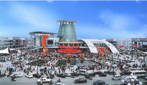 精品男装批发市场(福建石狮新版男装批发市场在哪里)