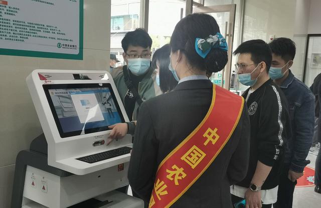 办个体营业执照需要什么资料和流程武汉(武汉发出首张智能审批个体工商户营业执照)