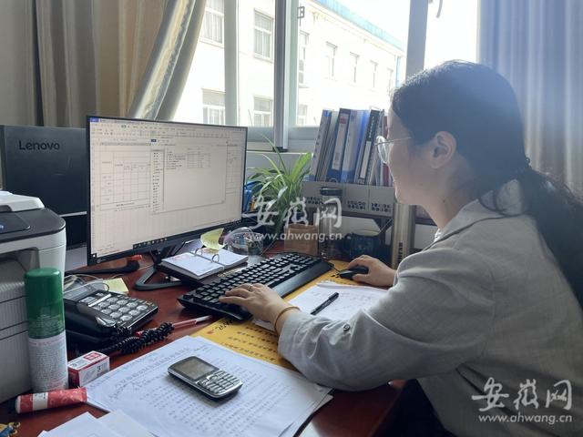 王笑一(双双战斗在“疫”线！六安一对新人推迟婚礼)