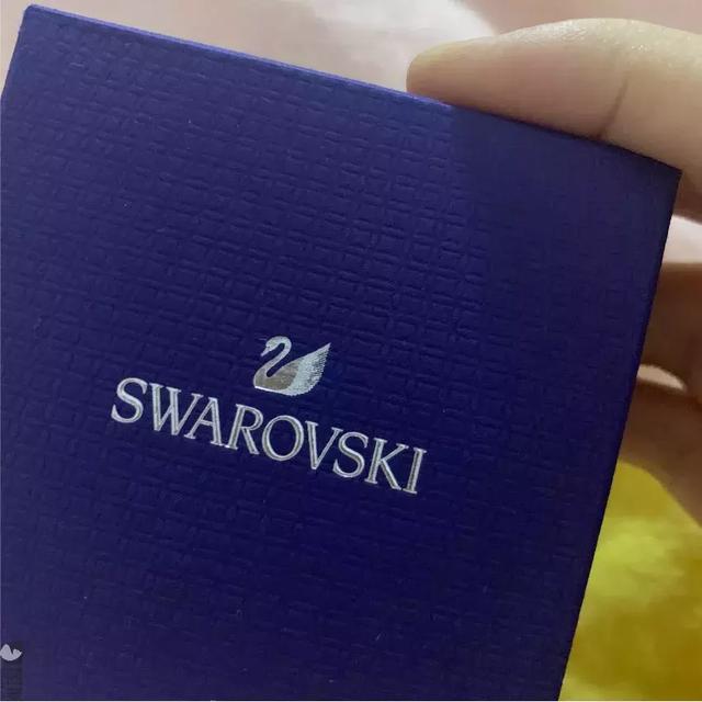 聚美优品的化妆品是正品吗有假货么(垂直电商的信任危机：聚美优品、小红书、唯品会假货疑云)
