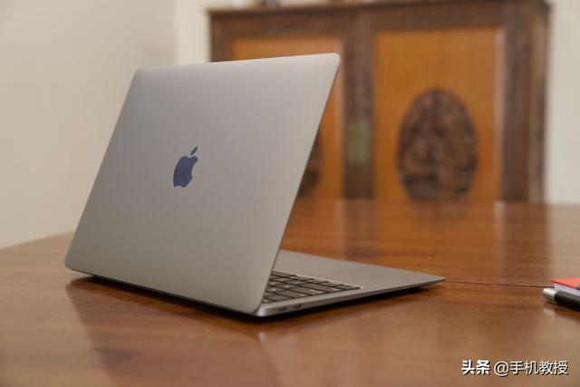 苹果笔记本超薄本(12寸MacBook「复活」，最便宜的苹果笔记本要来了，价格4528元起)