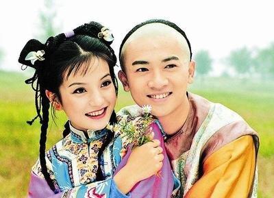 叶立培的人物关系(100亿身家的“小燕子”成功，离不开背后的男人，你知道是谁吗？)