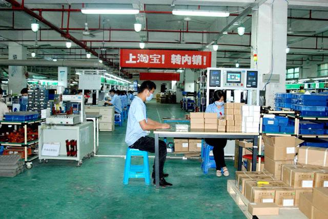 淘宝 外贸(一半外贸企业已在淘宝开店，淘宝：今年让1万外贸店铺年收入过100万)