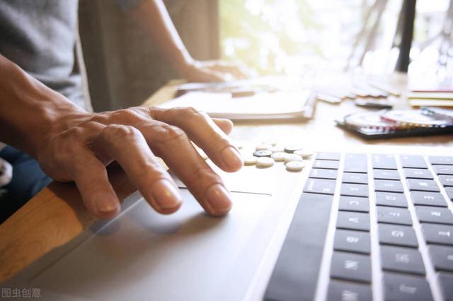 网络打印机脱机怎么解决(局域网共享打印总是脱机、打印错误、不工作，解决办法在这里)