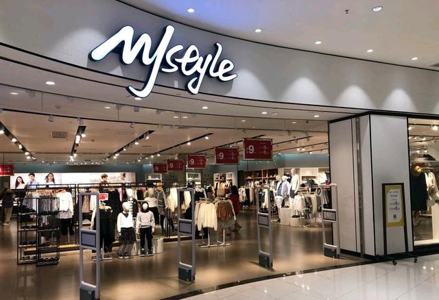 快时尚女装品牌有哪些(除了H＆M、优衣库之外，这些国内快时尚服饰品牌更值得购买)