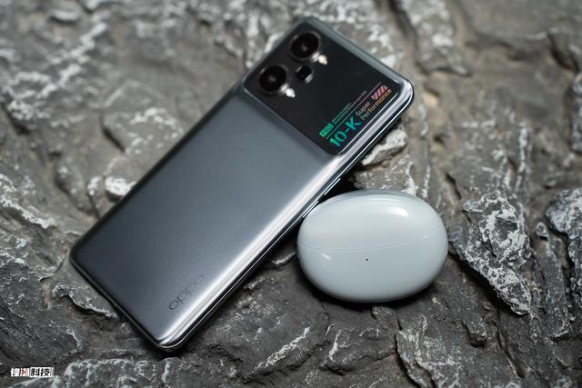 oppo智能手机语音播报设置(现场级沉浸音质与潮流外观设计，OPPO Enco Air2 Pro上手体验)