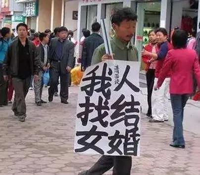 热搜是什么在哪里看(热搜（微小说）)