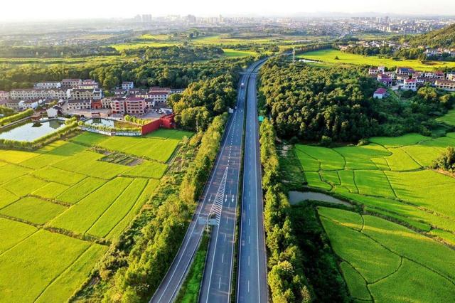 2022年农村最赚钱的行业(好消息：2022年农村6大工程开建，户户受益！农民愿望成真)