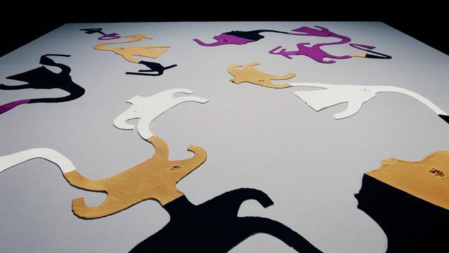 最新秋装女装(ISSEY MIYAKE 2022秋冬女装系列探寻万物生长之美)