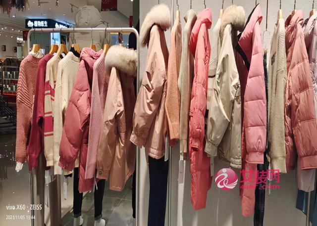 杭州批发市场服装在哪里进货渠道女装(杭州中高端女装批发市场有哪些 杭州女装进货哪里好)