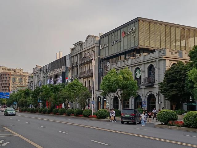 自己注册公司可以给自己交社保吗(灵活就业人员可以自己成立个体营业执照变职工社保)