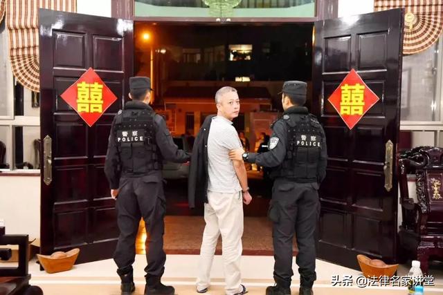刑事起诉书字体字号要求(如何理解和把握辩护人的庭前核实证据权？8个实务要点、建议)