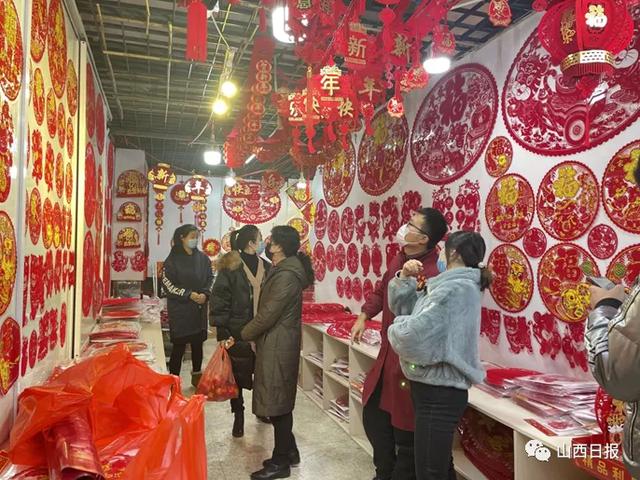 北京批发饰品的地方在哪里(太原小商品批发市场探年味儿，这里有你的独家记忆吗？)