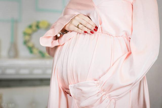 产后上腹部大怎么减肥方法(产后女性如何减掉大肚腩？有这3种类型，大基数类型先增肌再减重)